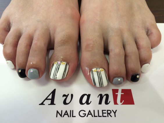 フットネイル 一足先に 伊丹ネイルサロン Nail Gallery Avant アヴァン