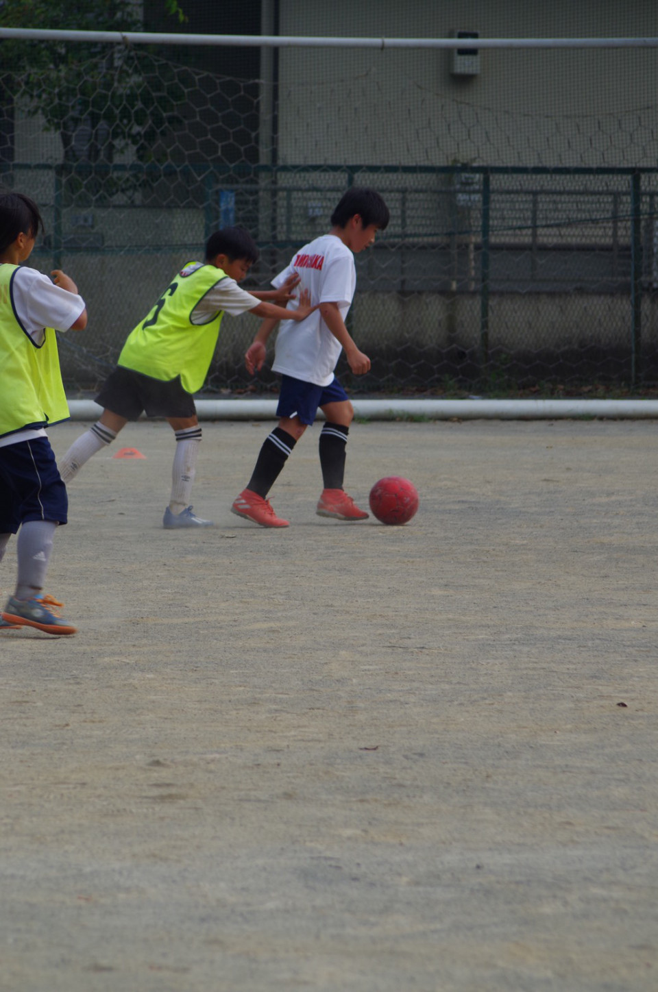 33期6年生 七中練習 八王子七小サッカークラブ 八王子七小sc 東京都八王子市の少年サッカークラブ