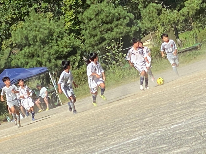 33期6年生 交流試合 Vs シルクロードsc 八王子七小サッカークラブ 八王子七小sc 東京都八王子市の少年サッカークラブ