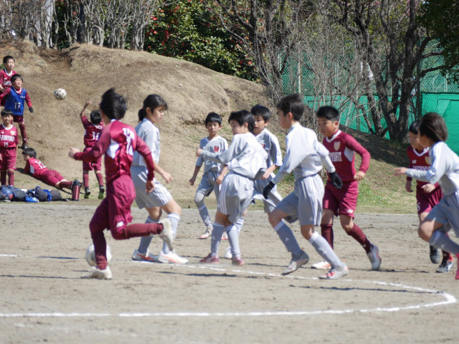 35期4年生 白百合sc交流戦 八王子七小サッカークラブ 八王子七小sc 東京都八王子市の少年サッカークラブ