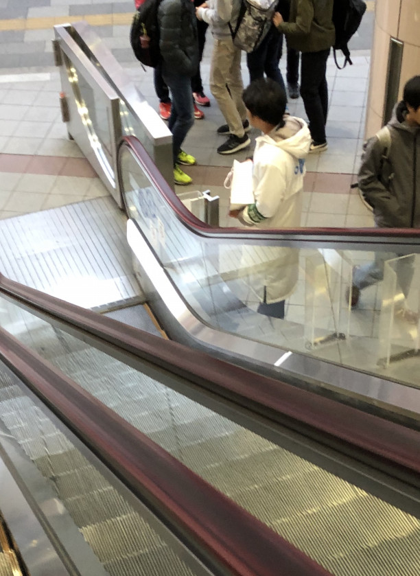 新手のコンタクトレンズ屋 荻原明 別館 新手のコンタクトレンズ屋 荻原明 別館