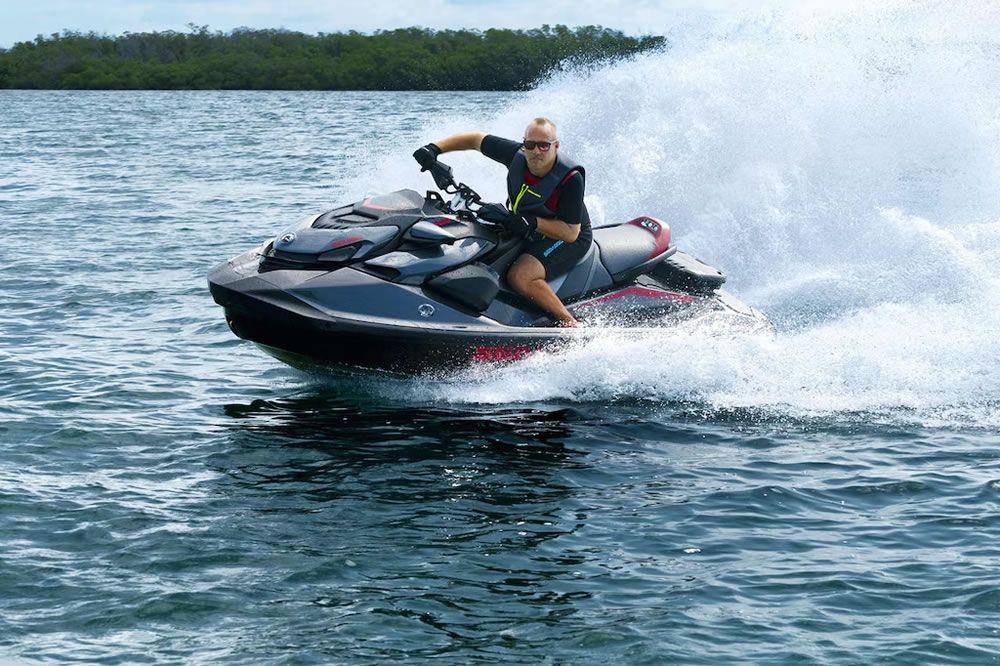 SEA-DOO | ブルーライン