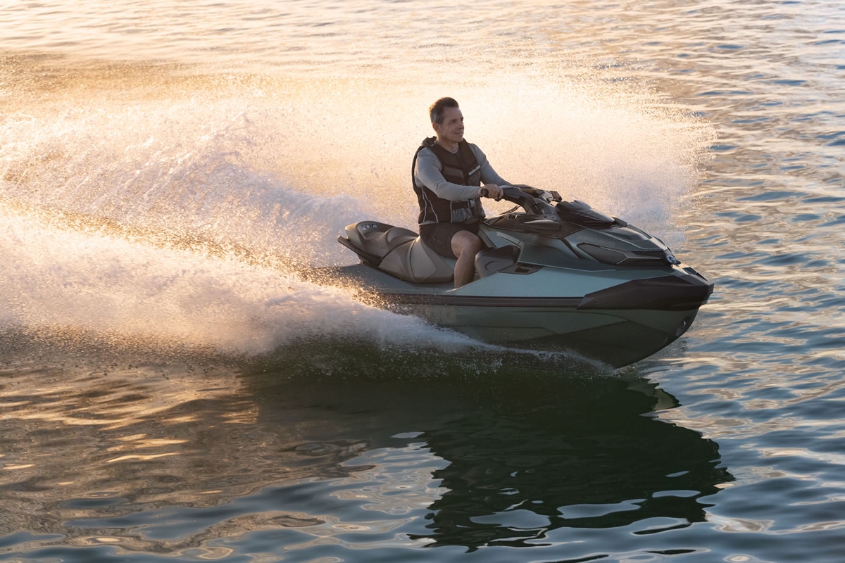 2023 SEA-DOO GTX-Limited300 | ブルーライン