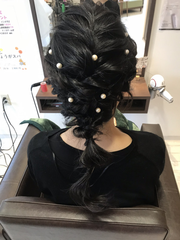 結婚式編みおろしヘアアレンジ 十三 美容室 ヘアサロン Sol A Hairmake ソルア ヘアメイク