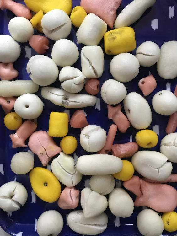 団子をさげもす 種小屋