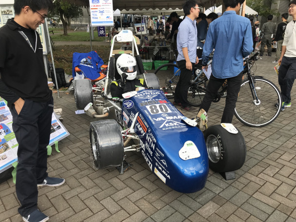 群桐祭にてマシンの展示を行いました 群馬大学学生フォーミュラ Guft