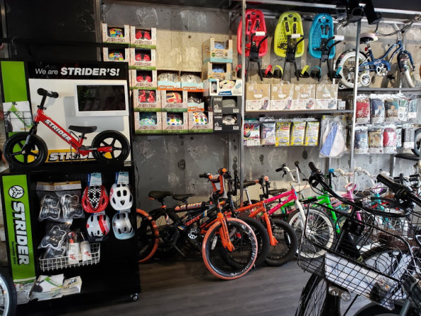 自転車屋パーシモン練馬店 Open 自転車屋パーシモン