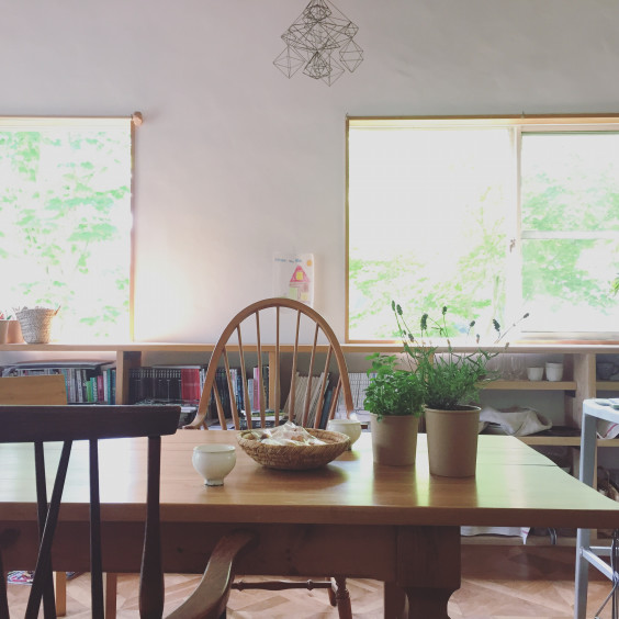 庭と食卓 お花とお菓子のセット やまと庭園