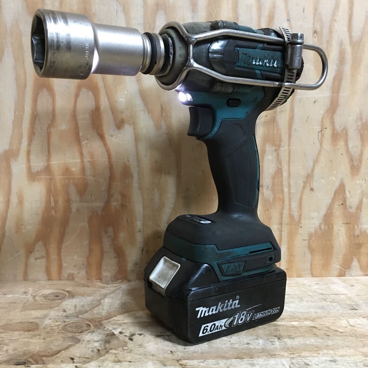 Makita - 未使用!makita 充電式インパクトレンチ TW300DZの+inforsante.fr