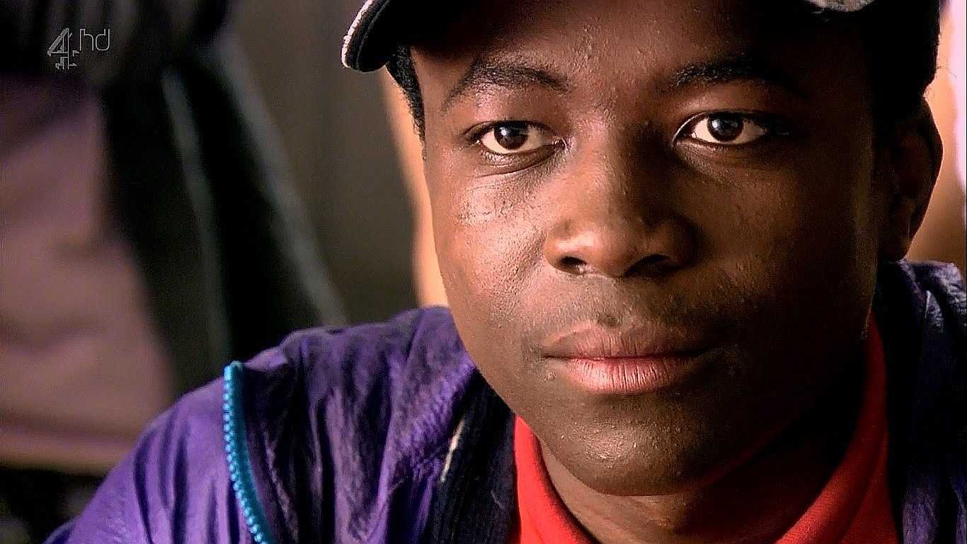 Skins (generation2) | Live What I Love, image size:1366x768