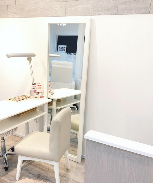 Oral Beauty Salon Bright