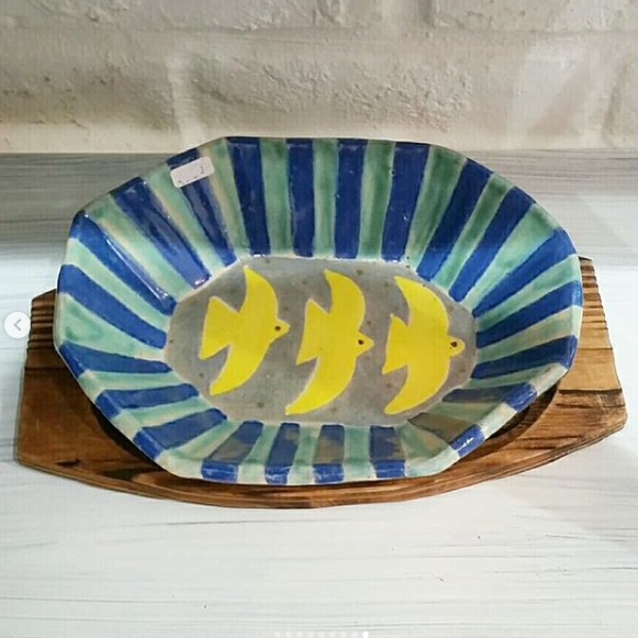 小林美風さんのうつわ | R（アール）