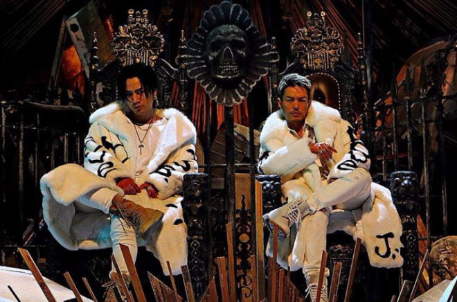 隆二・臣welcome to tokyo全身、ニャンちゅう&テッドキーホルダー  