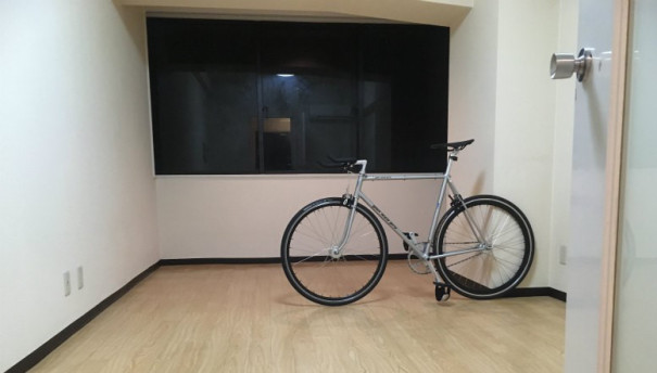 自転車の室内保管のしかた ミノウラ の グラビティスタンド が優秀 T Back Broz
