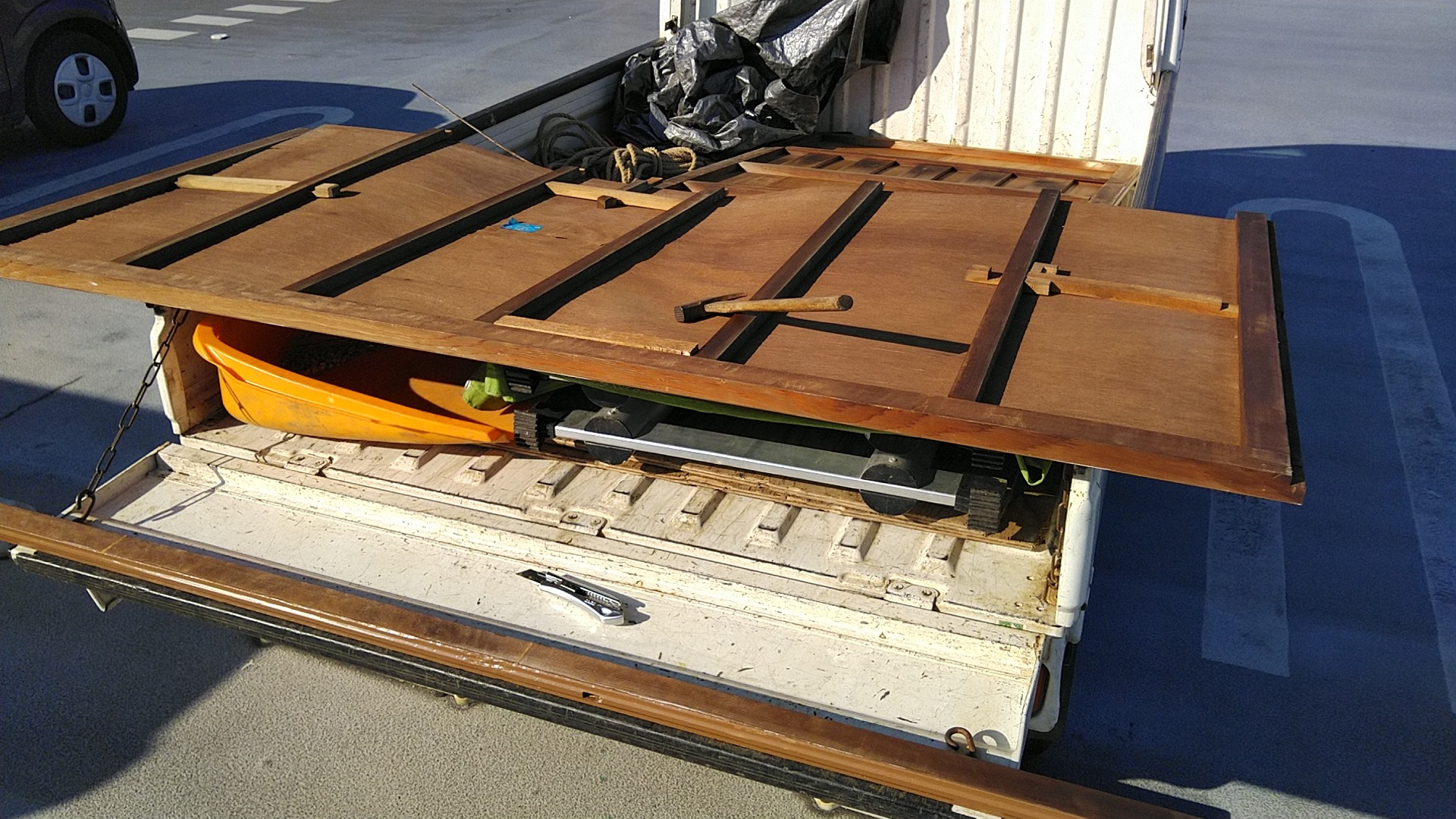 今日は建具屋さん 便利屋 湘南アウトドアサービス