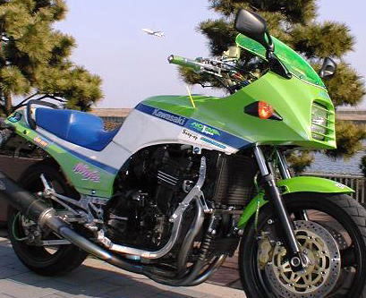 Gpz900R | ライムグリーンの疾風