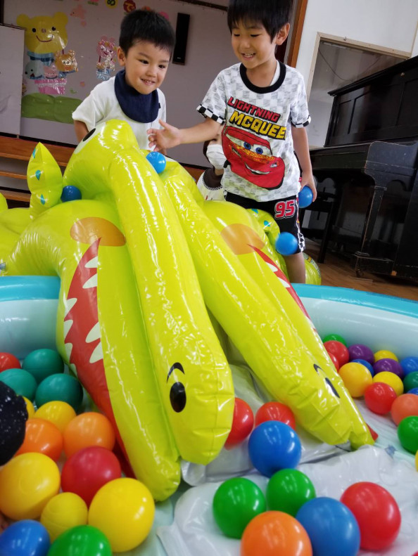 プールボール遊び Npo法人 さんぽ プールボール遊び Npo法人 さんぽ