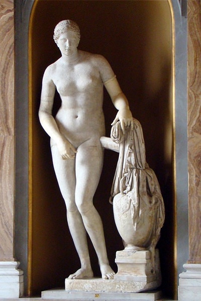 初の等身大裸体像『クニドスのヴィーナス』」 | 粋なカエサル