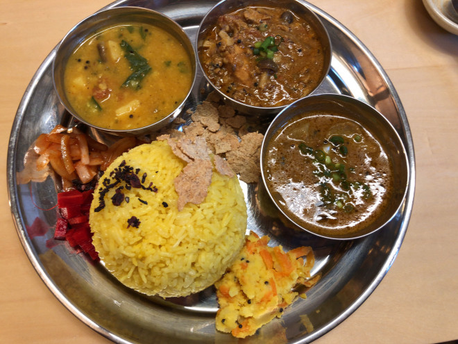 谷中草庵のカレーを毎日食べたい やわぶろ
