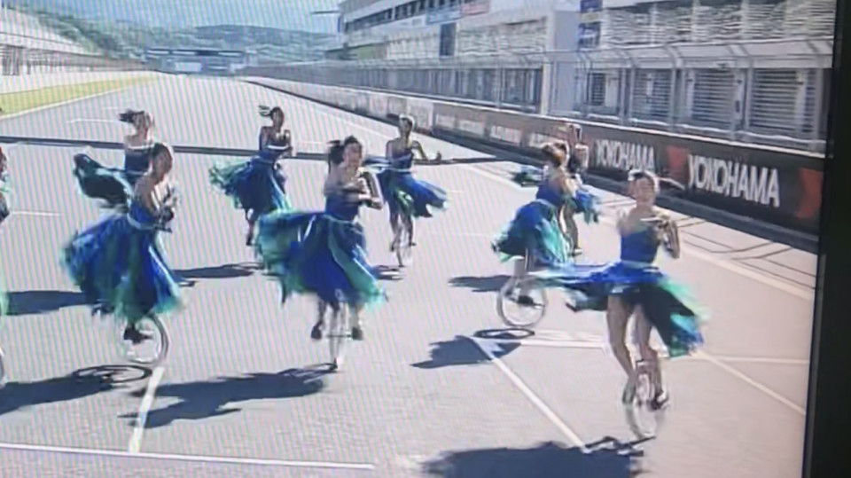 めざましテレビで生放送 年に世界に見せたい一輪車演技 名古屋の一輪車演技クラブ Uc名古屋 公式サイト