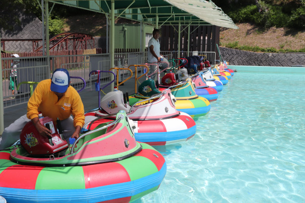 バンパーボート みさき公園 絶叫番長