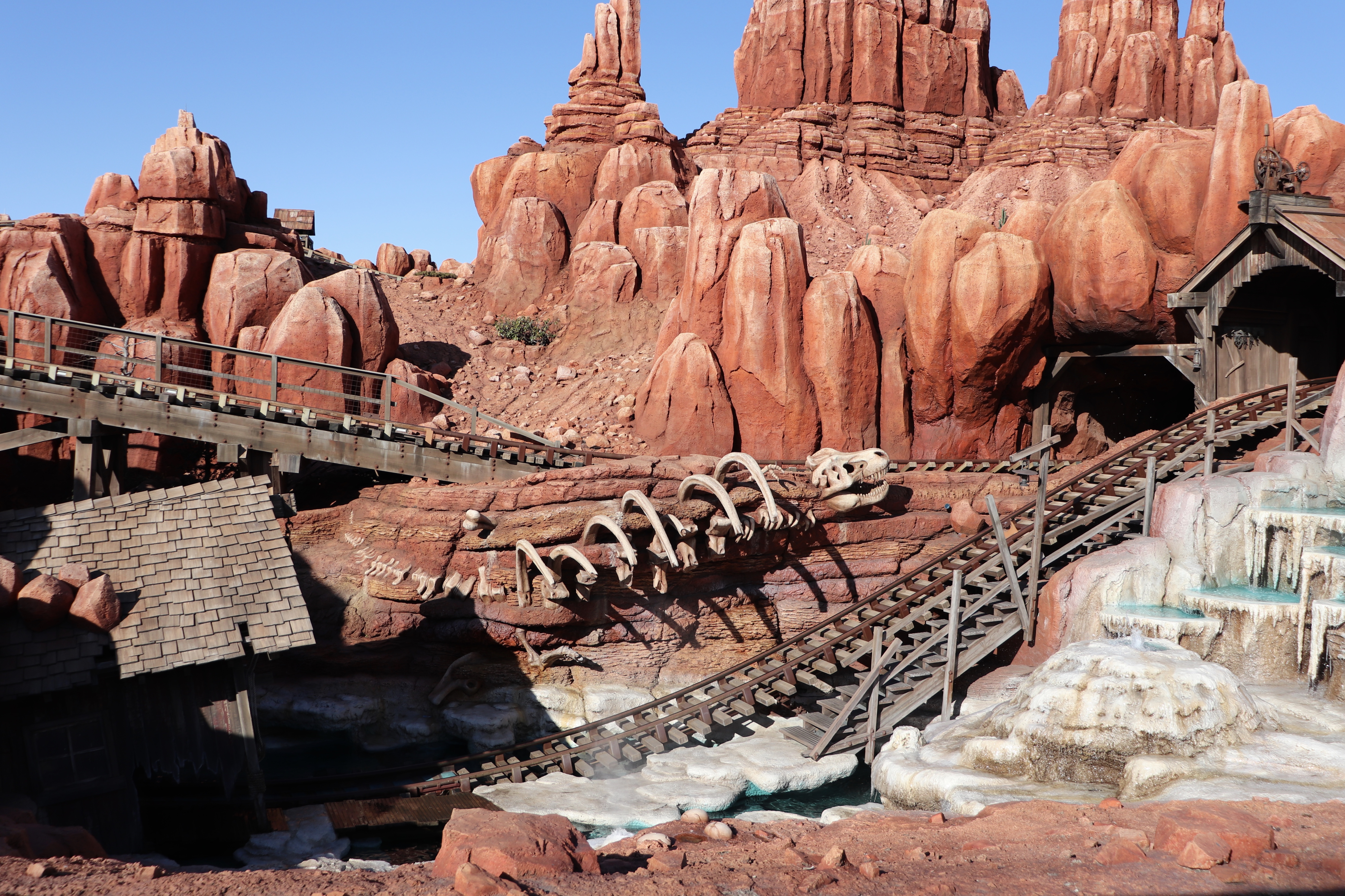 ビッグサンダー・マウンテン（東京ディズニーランド） | 絶叫番長