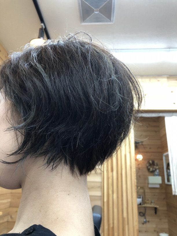 小顔補正立体カット Almaz アルマース 小顔補正立体カット Almaz アルマース