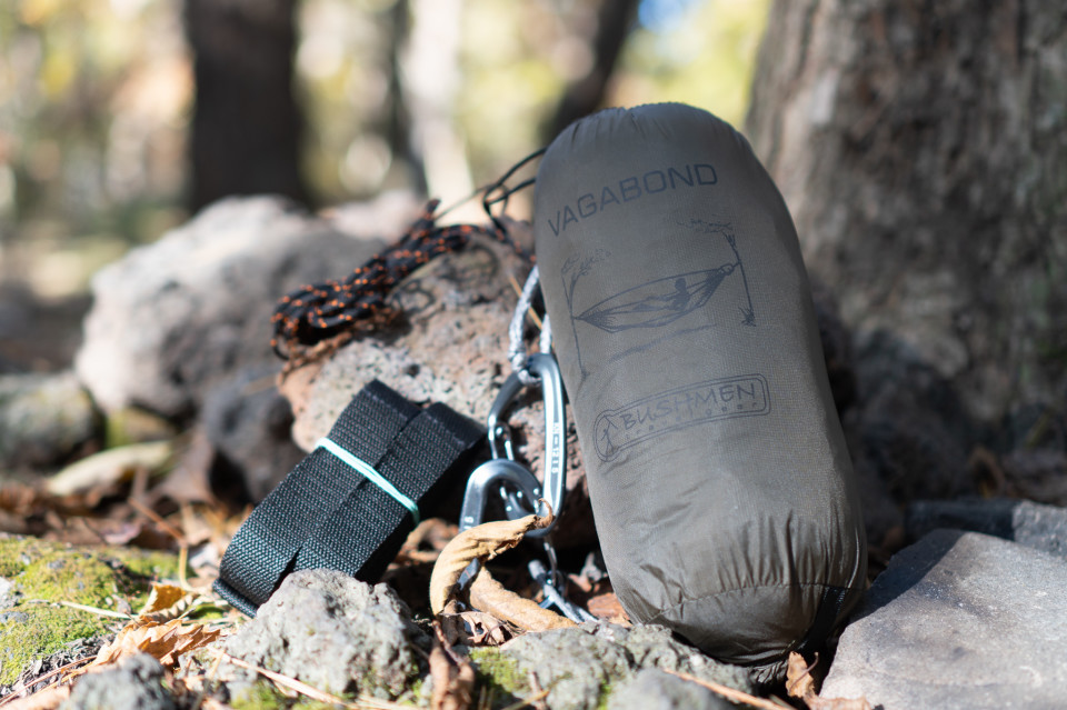 BUSHMEN travelgear】日本上陸間もない、大注目の軽量ハンモック  