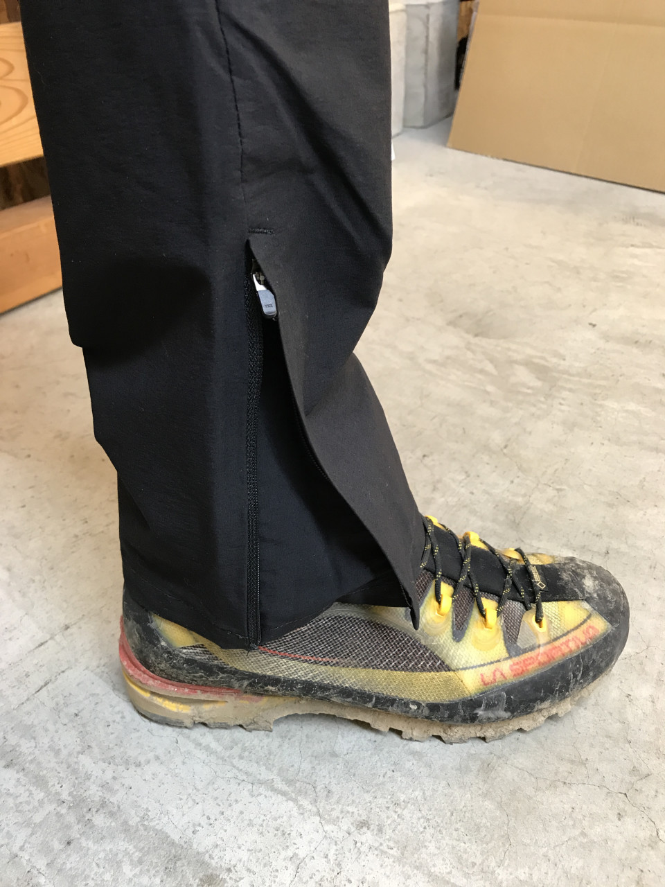 Patagonia トレッキングに重点を置いたパタゴニアのパンツ Outing Products Elk