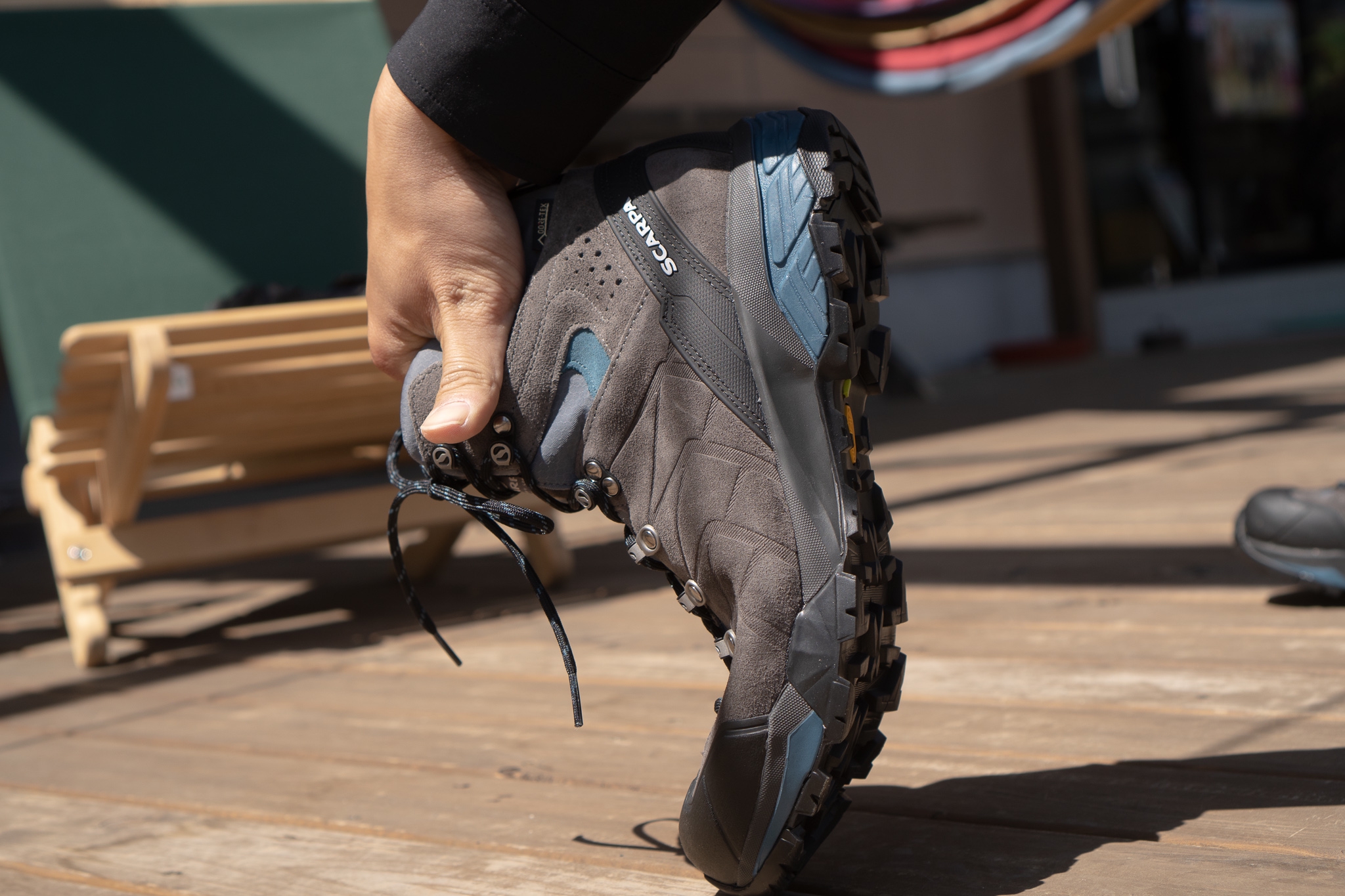 SCARPA】上品なイタリアンルックスながら本格派。今シーズンもモヒートハイクGTXは、今季もアリな選択 | OUTING PRODUCTS ELK