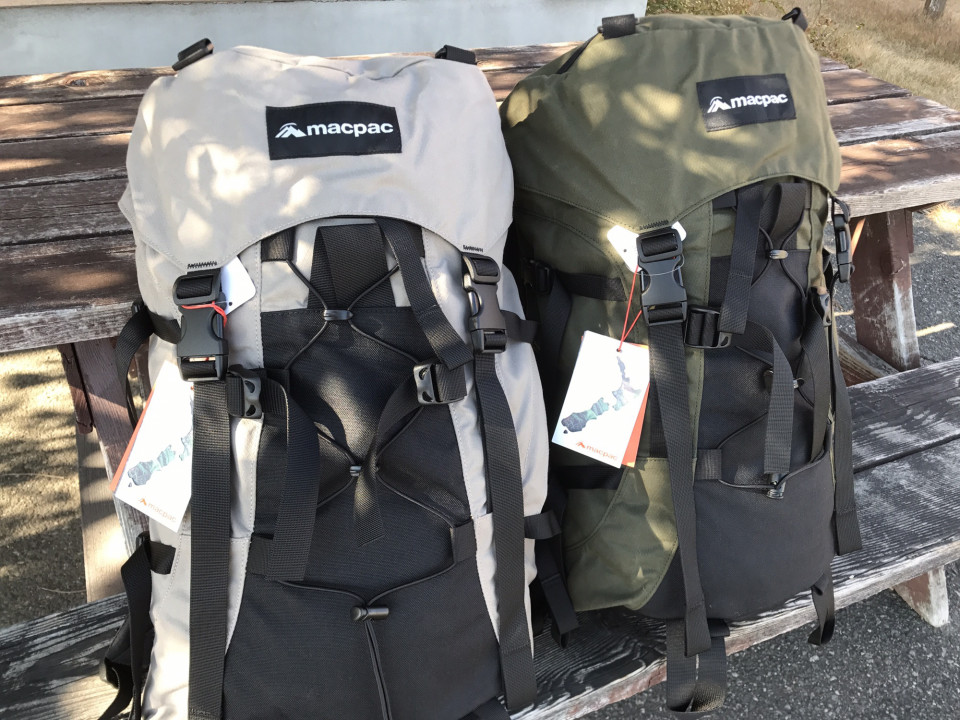 Macpac ニュージーランドの自然で育まれたシンプル タフなバックパック Outing Products Elk