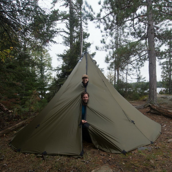 SEEK OUTSIDE】冒険家によってつくられた超軽量テント&ポータブル薪  