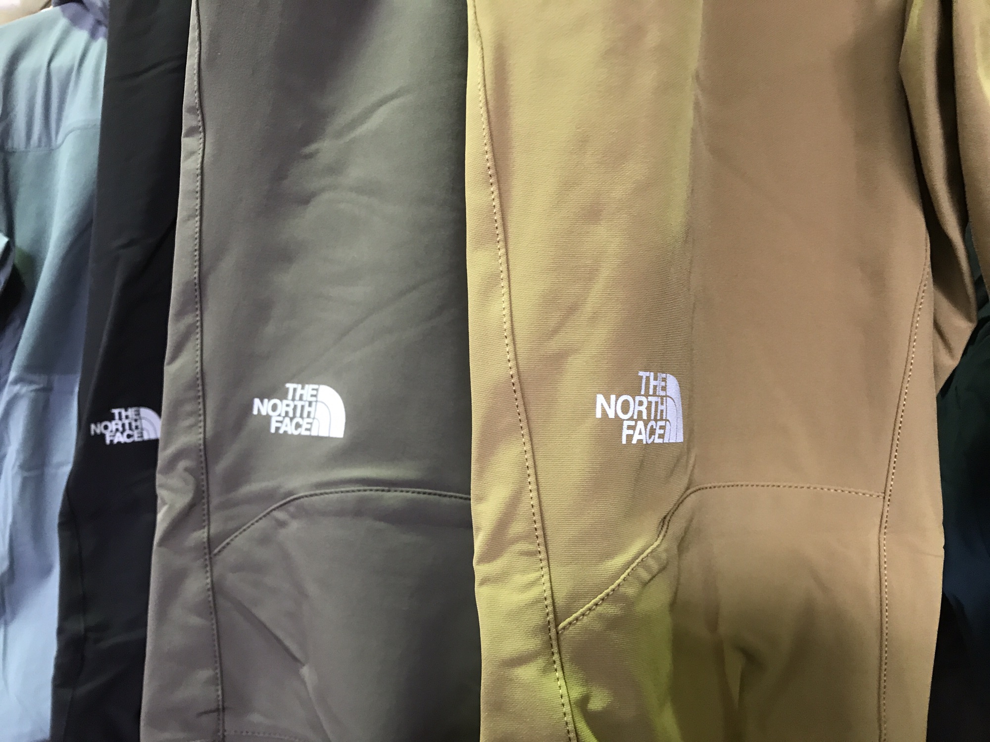 THE NORTH FACE】定番人気のアルパインライトパンツはやっぱり最高