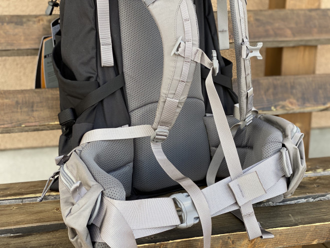 3zipの使い勝手の良さは 最高 Mystery Ranch Outing Products Elk 3zipの使い勝手の良さは 最高 Mystery Ranch Outing Products Elk