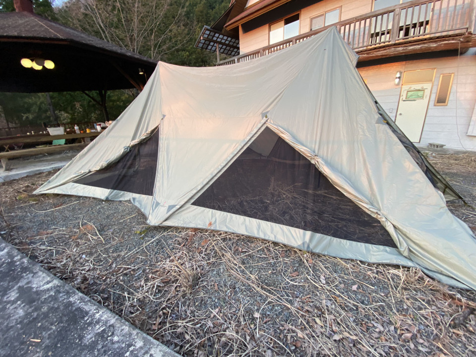 NATIONAL GEOGRAPHIC】注目のテント「HIDEOUT」を実際に張ってみた 