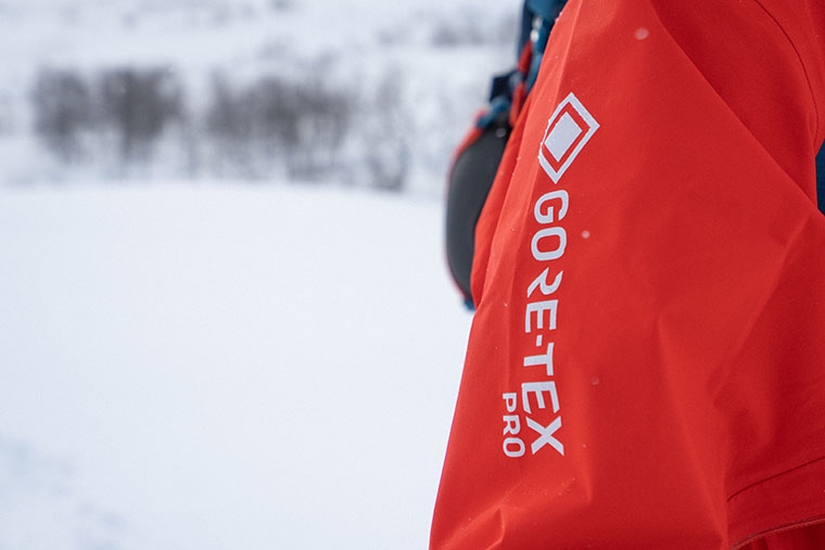 最も丈夫で耐久性に優れたGORE-TEX PRO ハードシェル【最高峰の進化