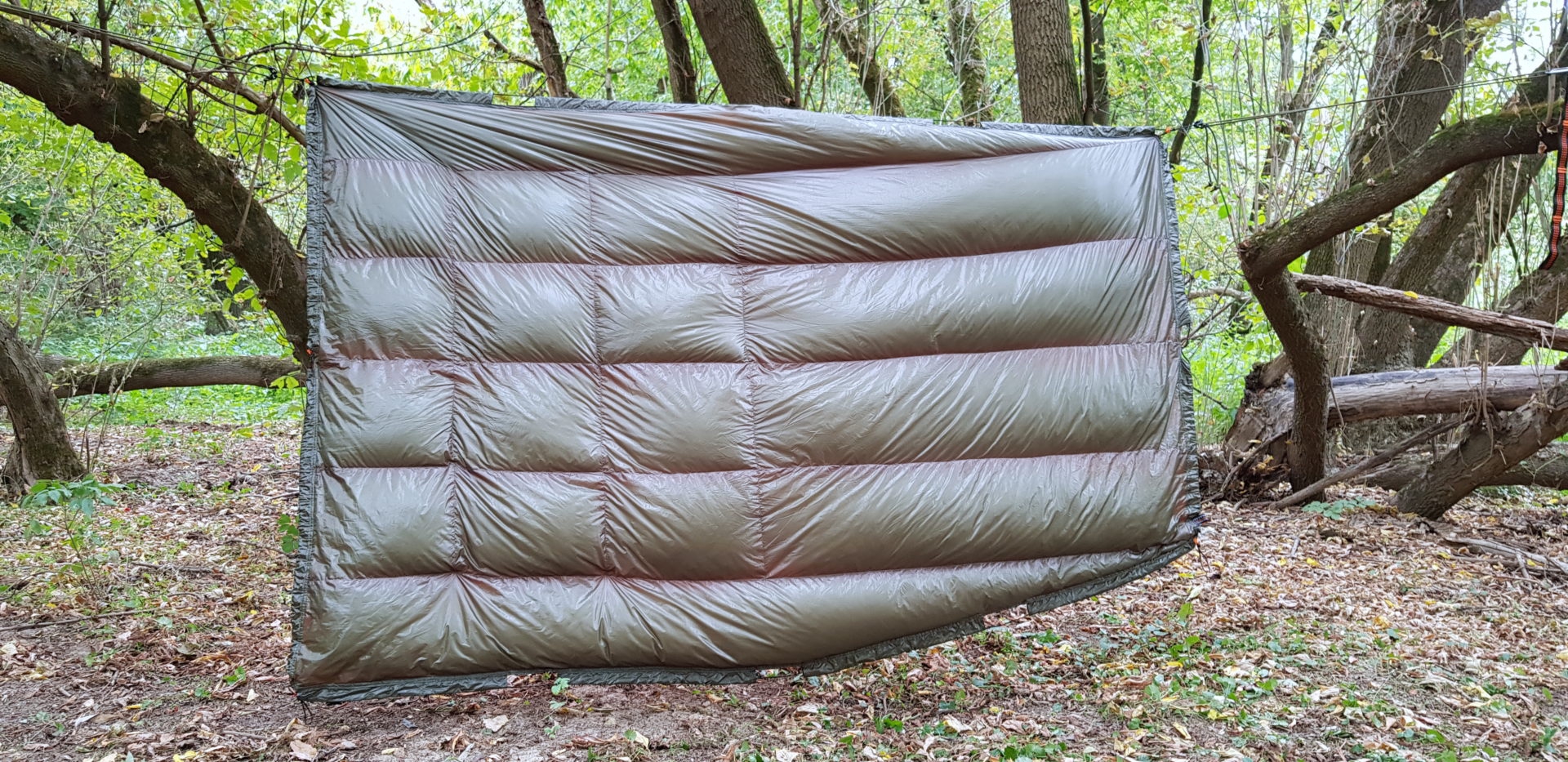 BUSHMEN travelgear】日本上陸間もない、大注目の軽量ハンモック