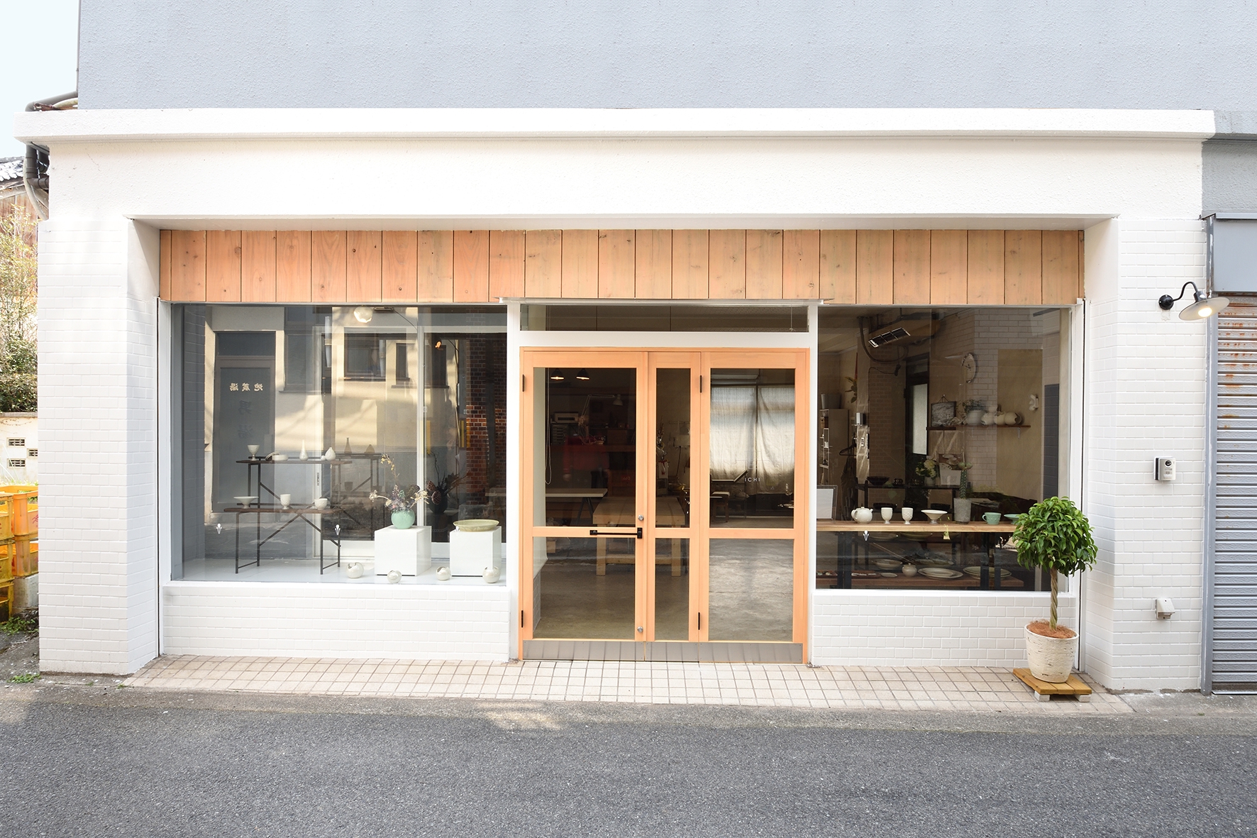 陶芸家/作家【呉一民】景徳鎮 陶器市陶芸芸術家 陶芸家/作家【呉一民】景徳鎮 陶器市陶芸芸術家 陶芸家/