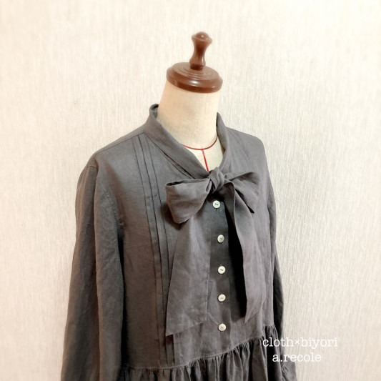 お色違いで作ってます ボウタイワンピース A Recole