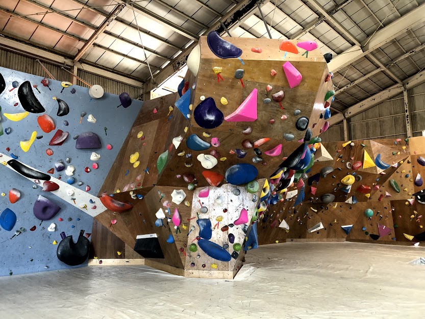 Ao Roc Climbing アオロク