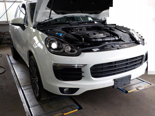 ポルシェカイエン（958） 12ケ月点検整備。 | 有限会社 皆川  