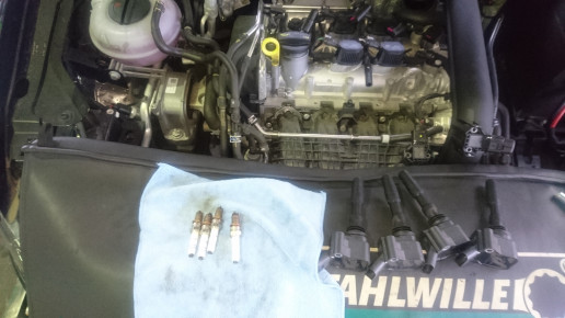 アウディａ３ ８ｖ 車検整備 ｂｏｓｃｈエアコンシステム施工 有限会社 皆川自動車 公式hp