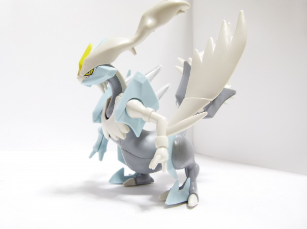 No 28 セレクトシリーズ ホワイトキュレム タガネのポケプラライブラリー ポケプラ総合まとめサイト