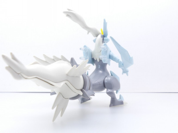 No 28 セレクトシリーズ ホワイトキュレム タガネのポケプラライブラリー ポケプラ総合まとめサイト