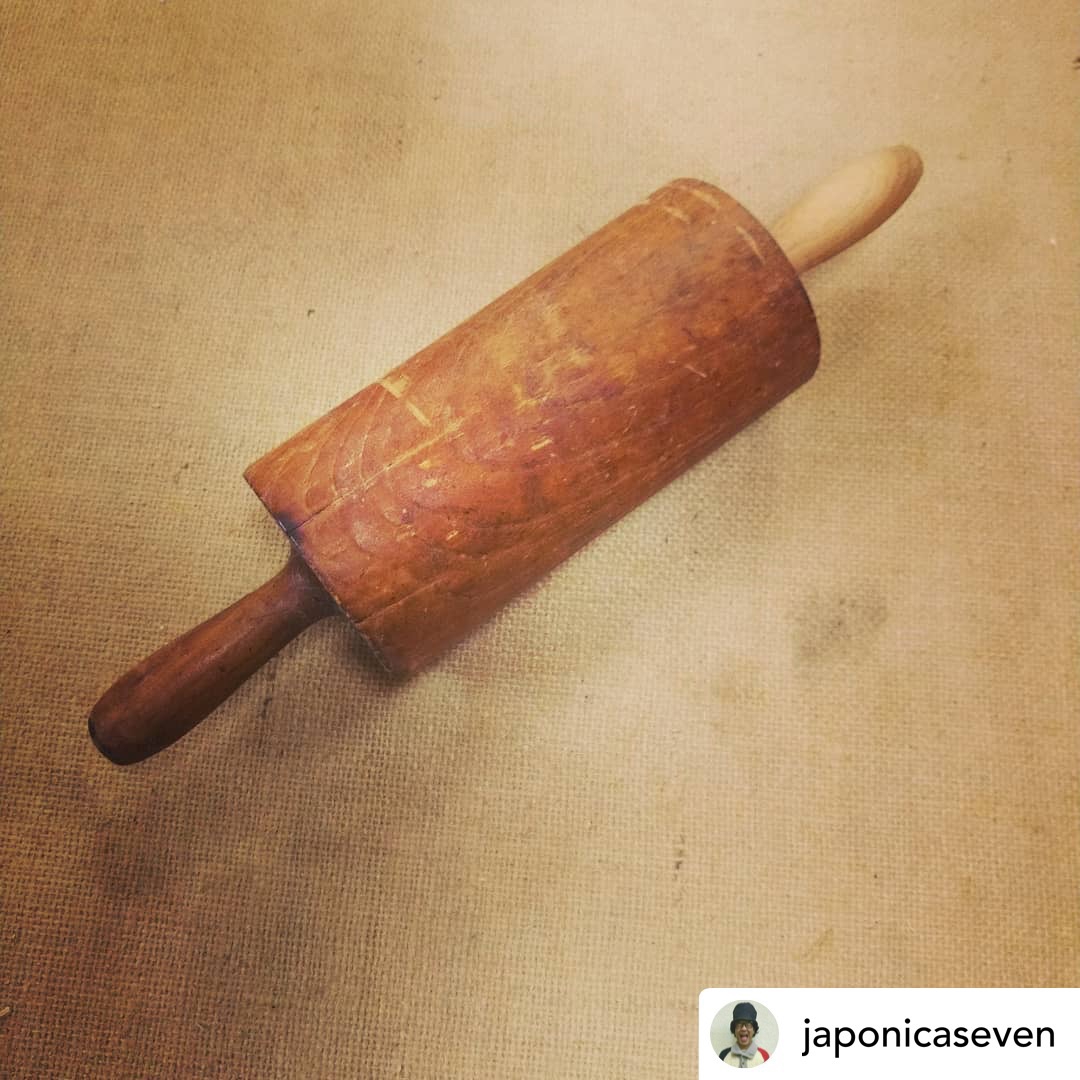 75年間ずっと現役の「麺棒」 | パンの店 フランセ