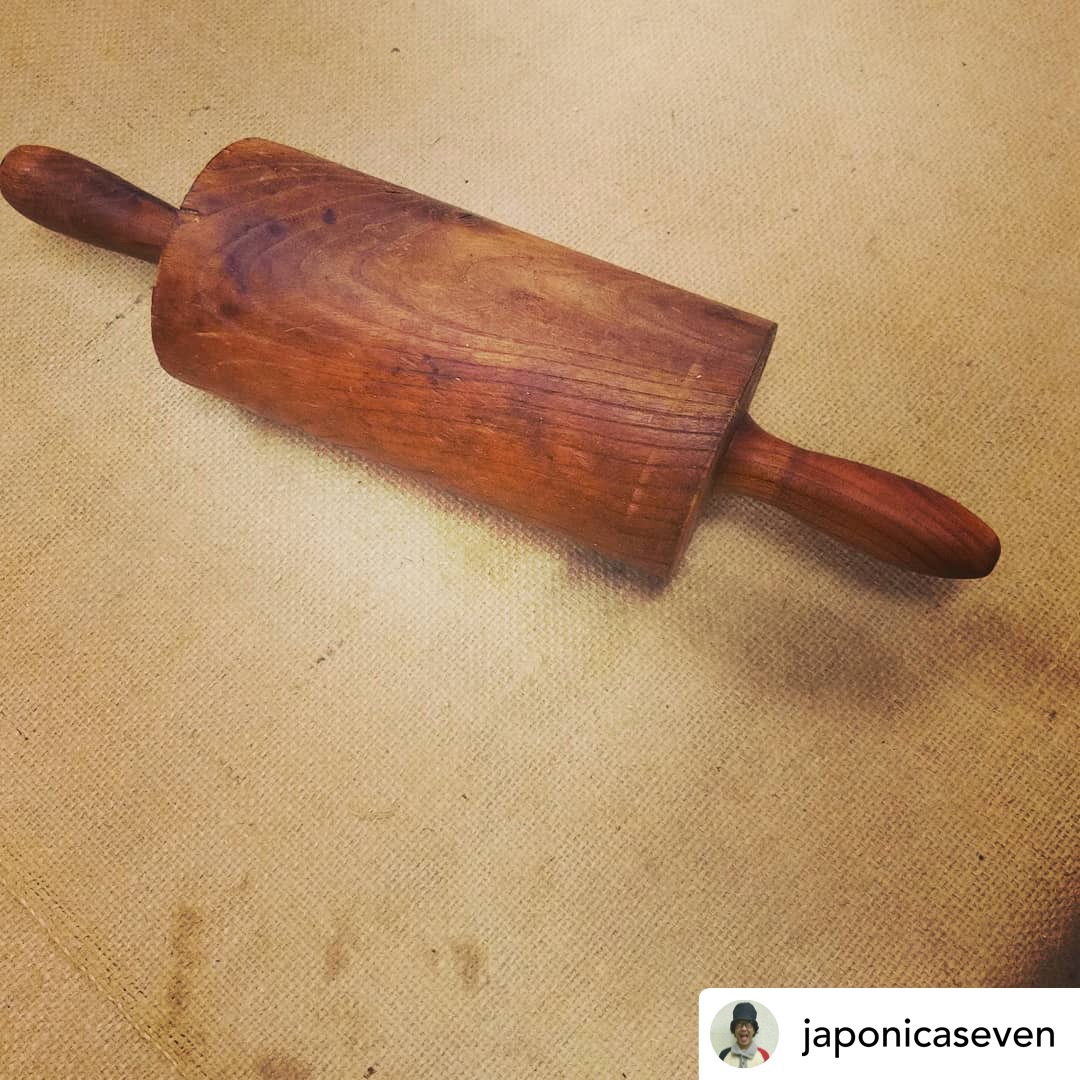 75年間ずっと現役の「麺棒」 | パンの店 フランセ