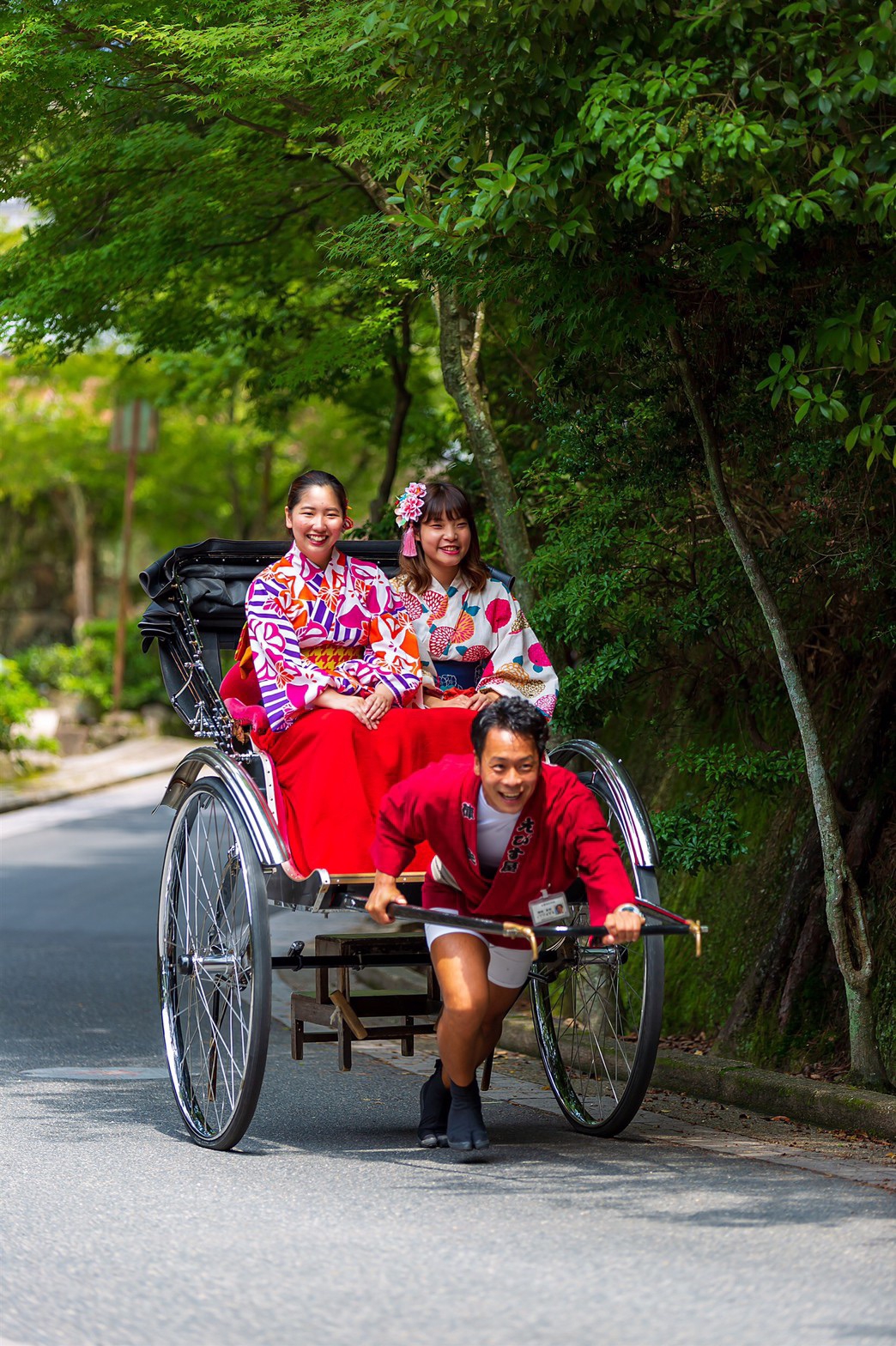 宮島の人力車 えびすやさん | レンタルきもの みやじま小町【公式