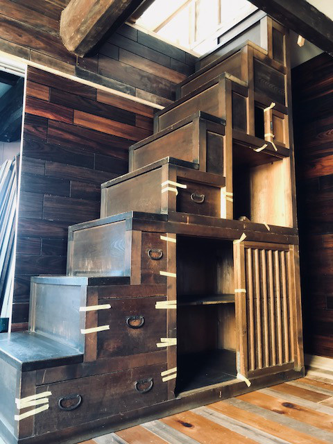 階段箪笥の配達に行ってきました リサイクルショップrb