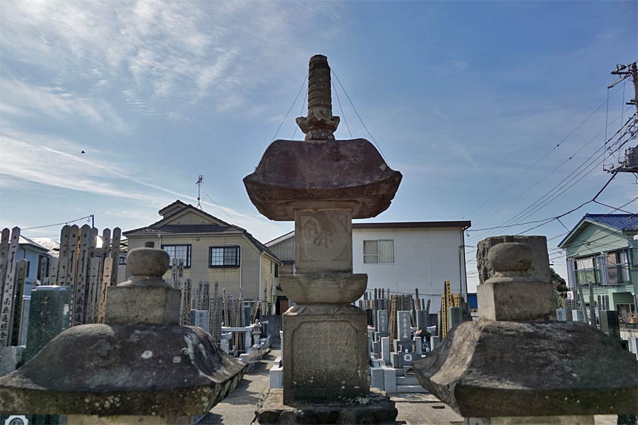 夕顔観音灯籠・水盤 | Yugao Kannon lantern and basin | かつしか