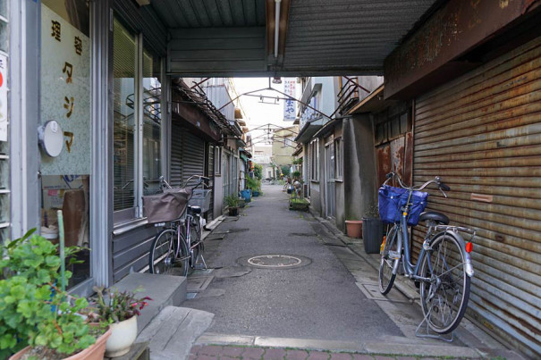 木根川商店街 Kinegawa Shopping Arcade 葛飾写真私蔵館 Private Katsushika Collection By Photograph